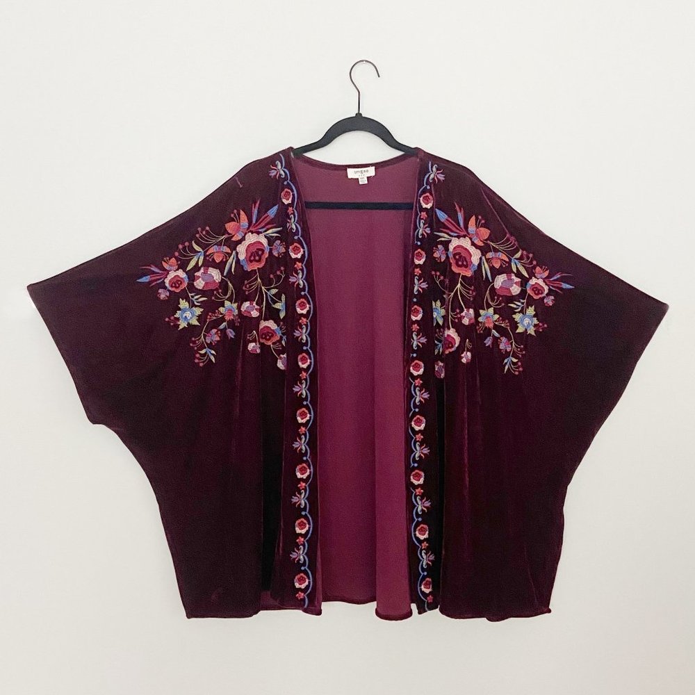 UMGEE Women's Velvet Embroidered Kimono - Picture 3 of 4